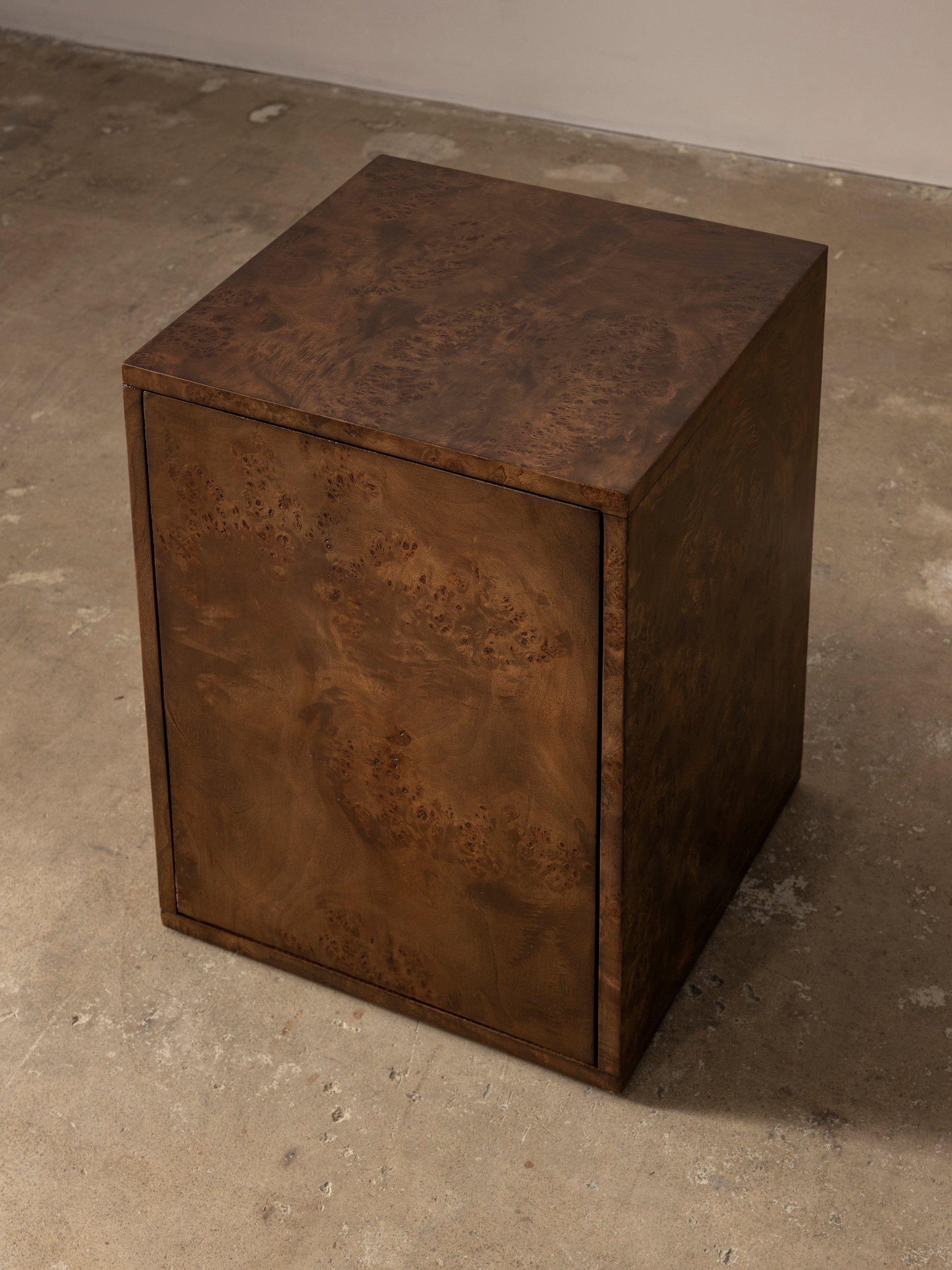 Vernier Linear Side Table, Tabac End Tables