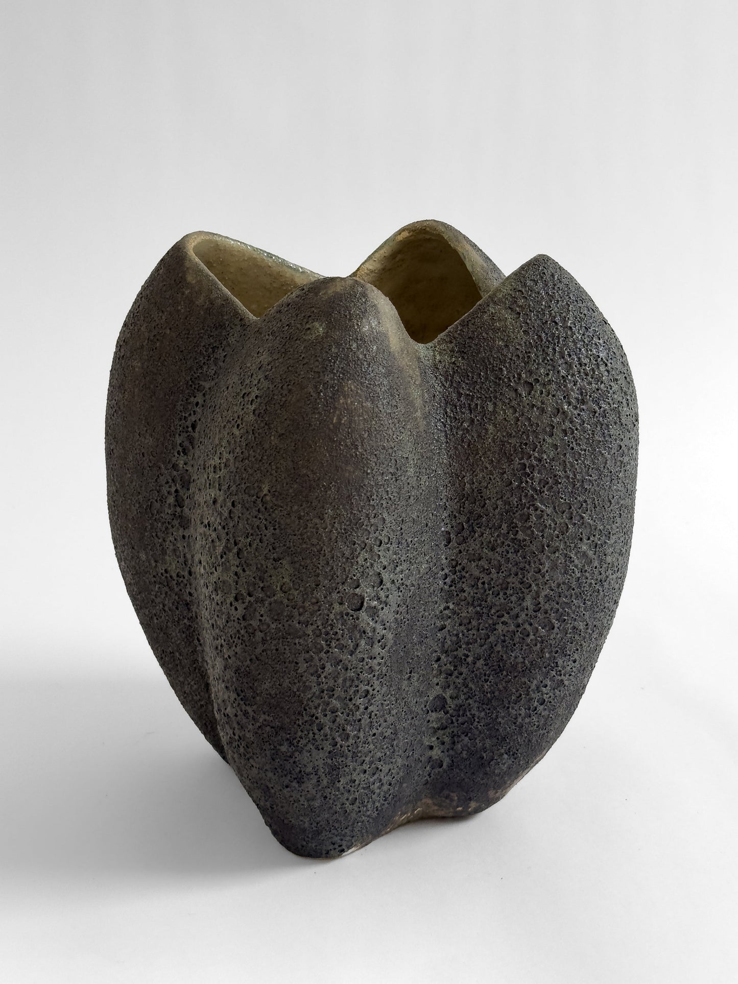 Vessel No. 604 by Natalia Engelhardt Vases