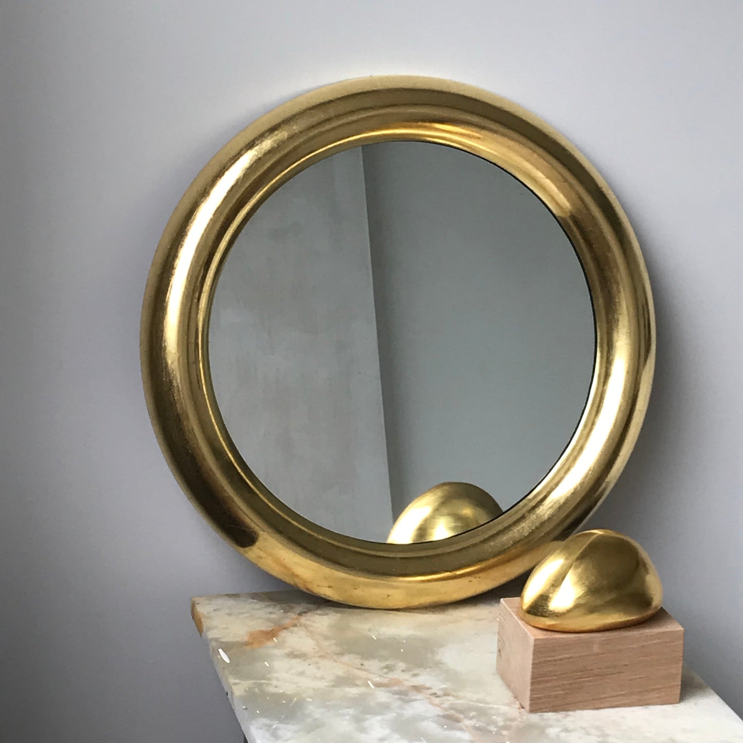 Water Gilded Round Mirror No.1 Mirrors
