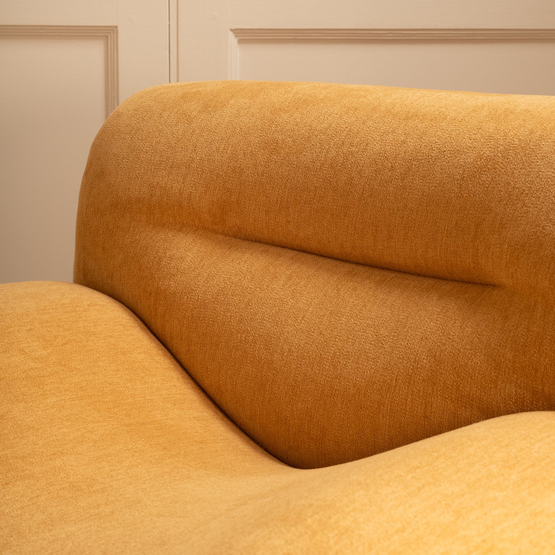 Pair of Wave Armchairs, Italy 1970s Chairs