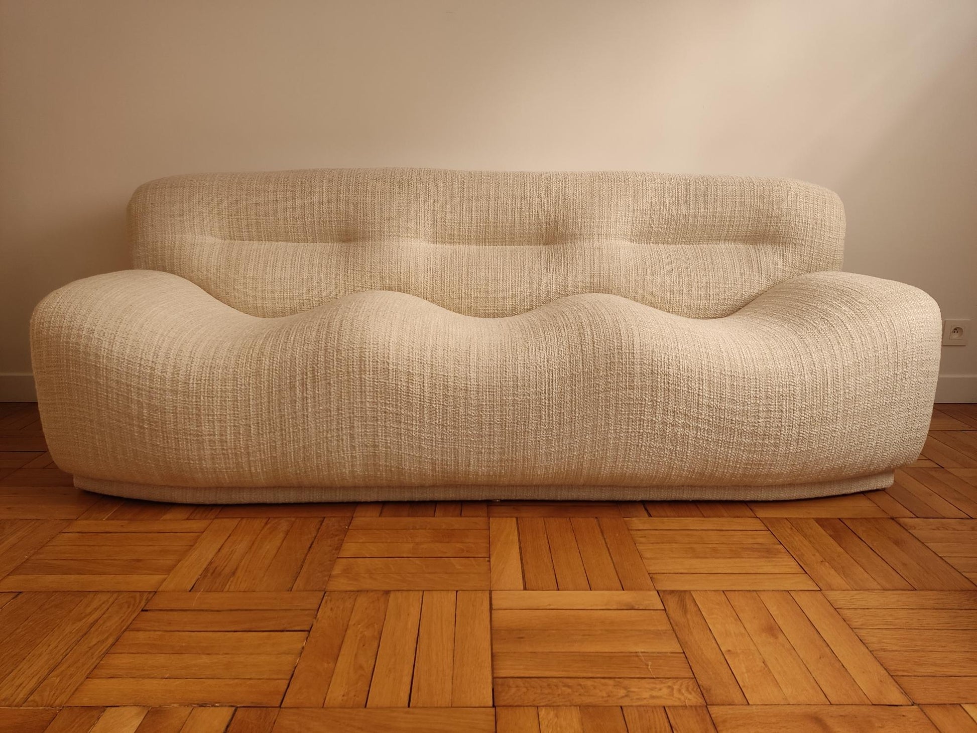 Wave Sofa, Italy 1970s Sofas