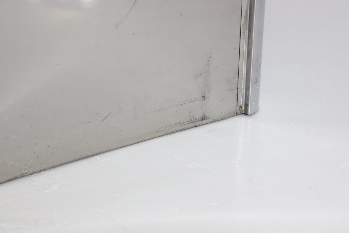 Willy Rizzo Dry Bar Desks