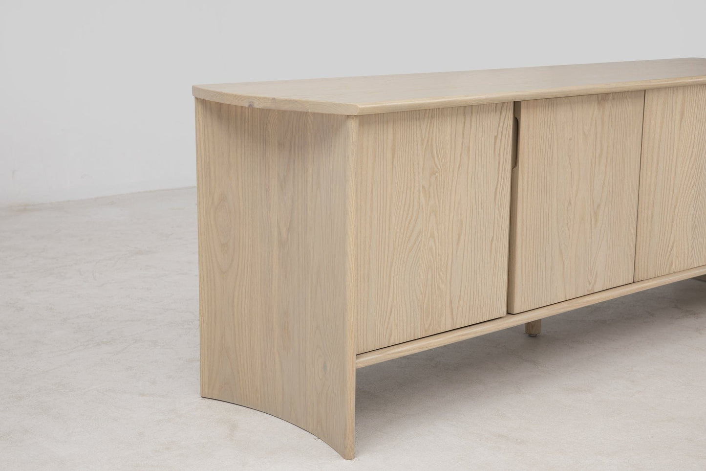 Crest Media Cabinet Cabinets