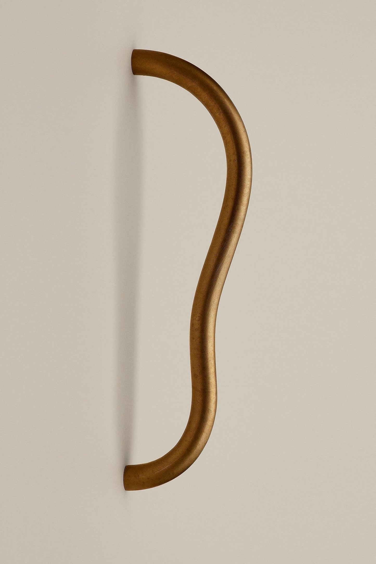 Limber Amber Brass Handle Decor