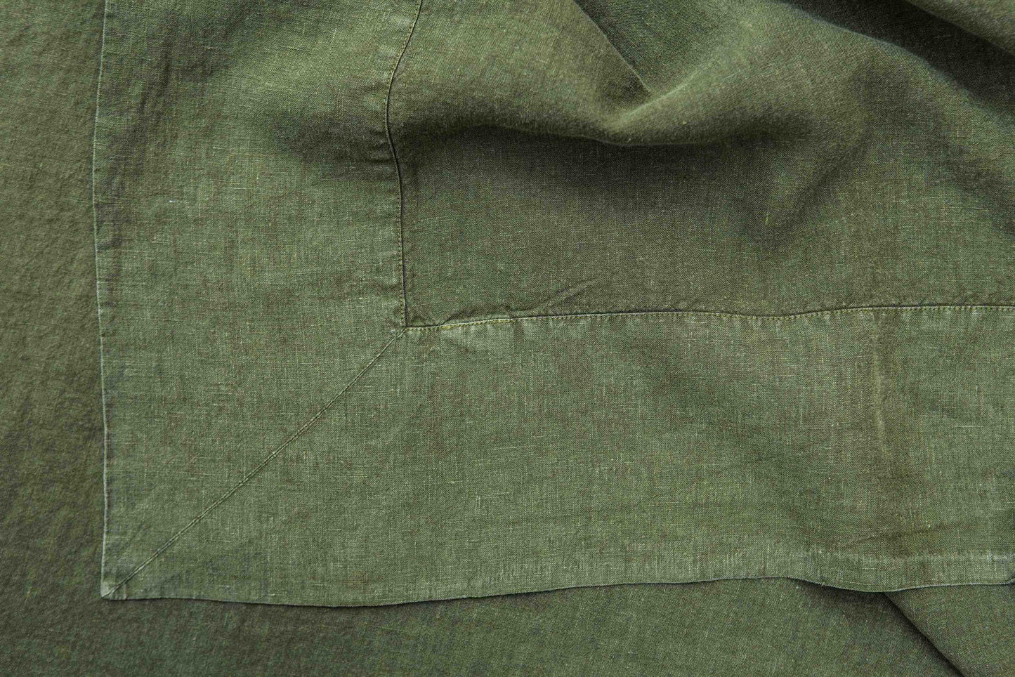 Linen Tablecloth w/ Large Border Decor Large / Forest