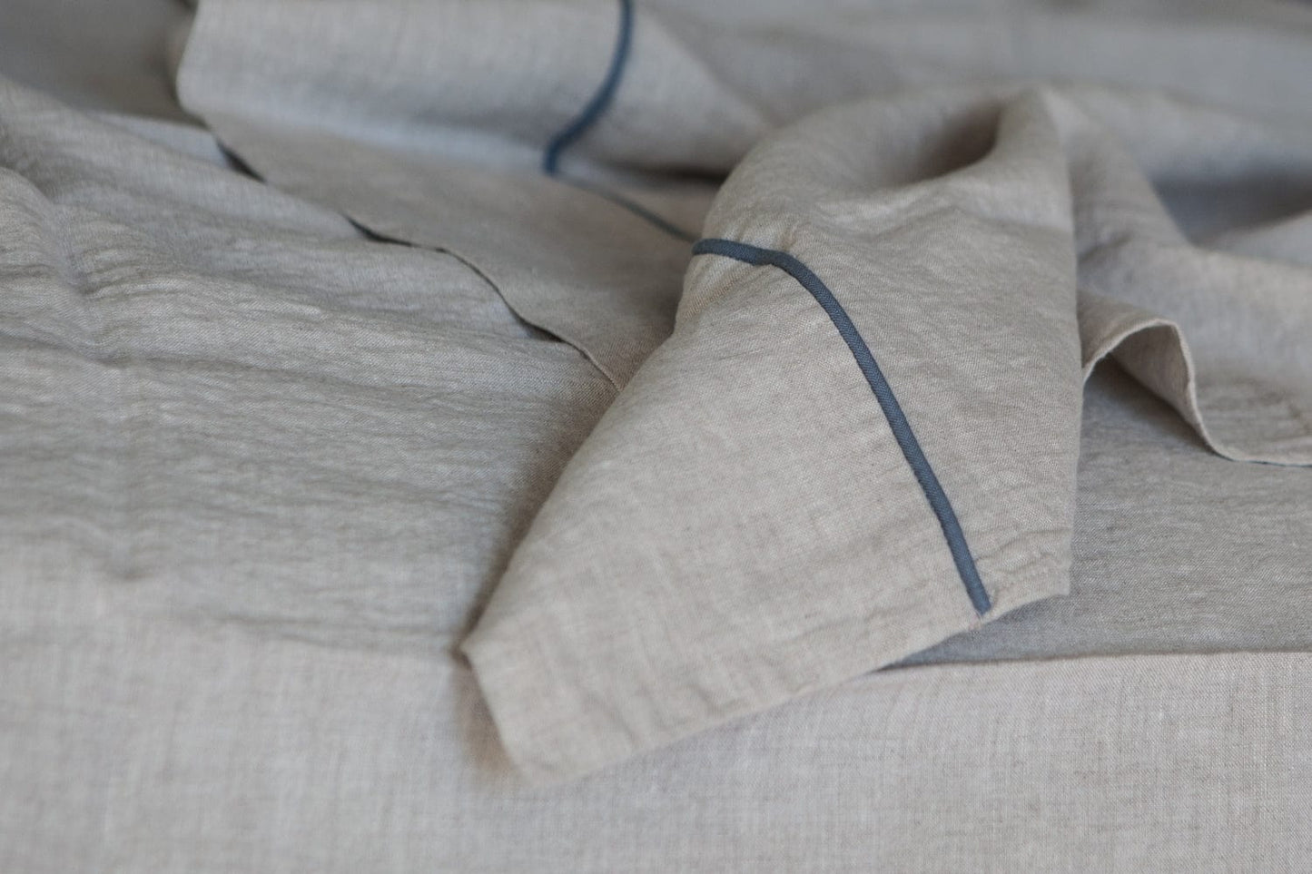 Linen Top Sheet w/ Piping Decor