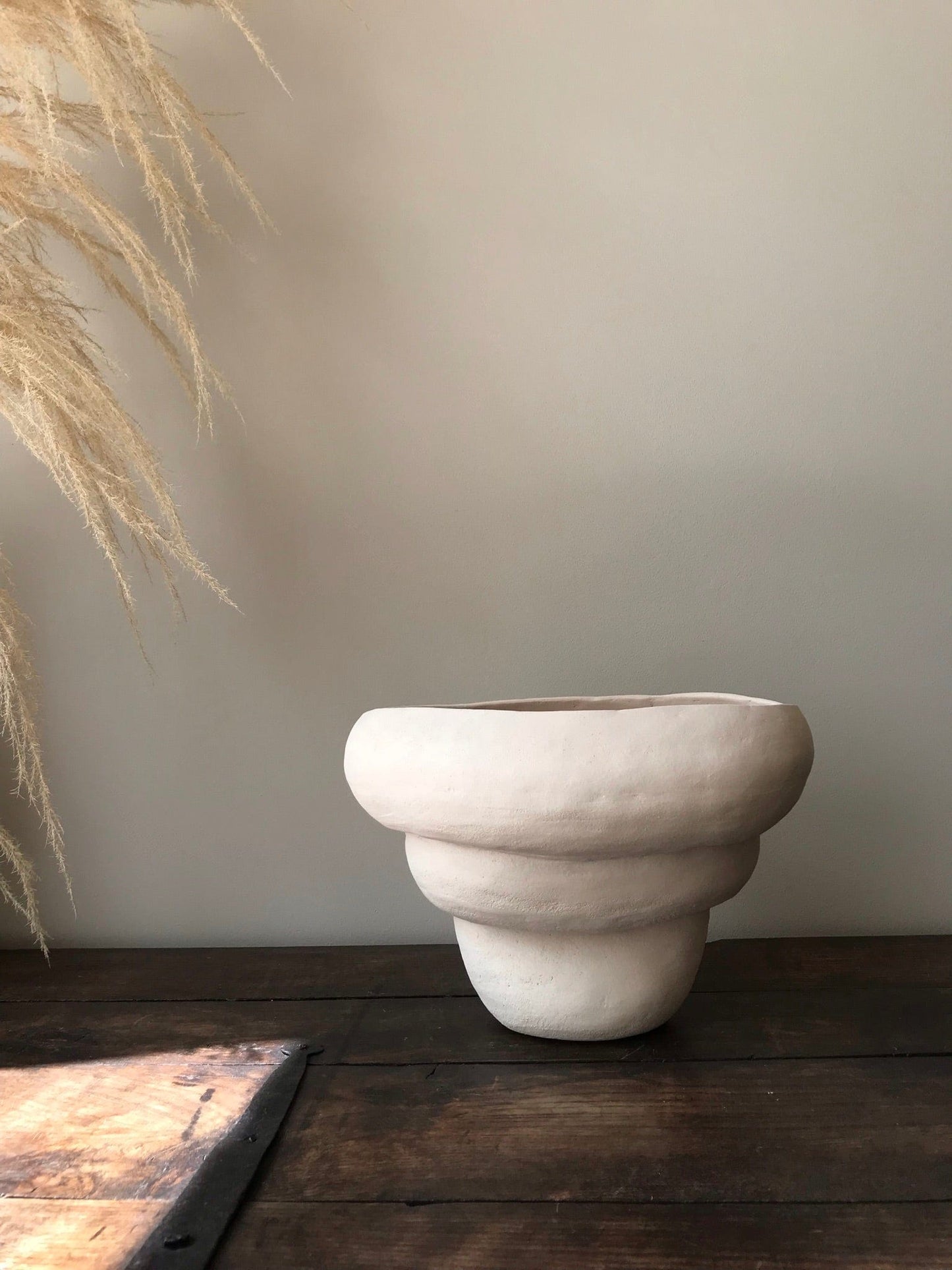 Modder Serendipity Off White by Françoise Jeffrey Vases