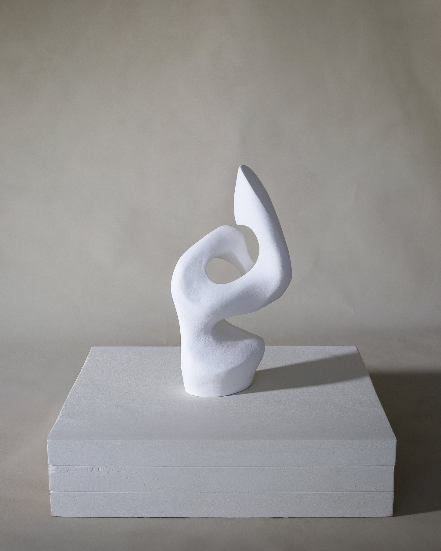 Propensio Raku Sculpture by Ignem Terrae Decor