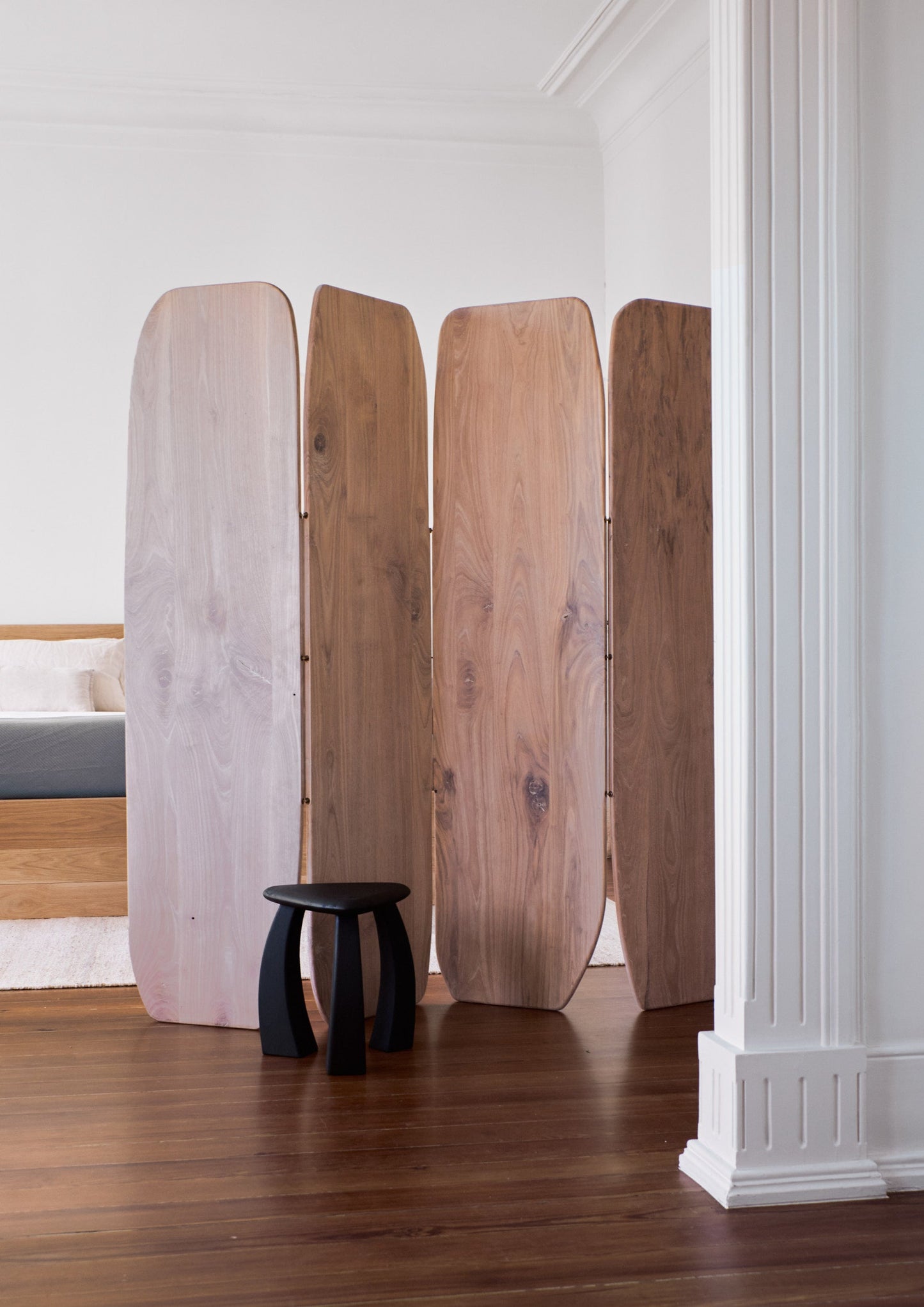 Arc de Stool '37 in Chestnut Stools