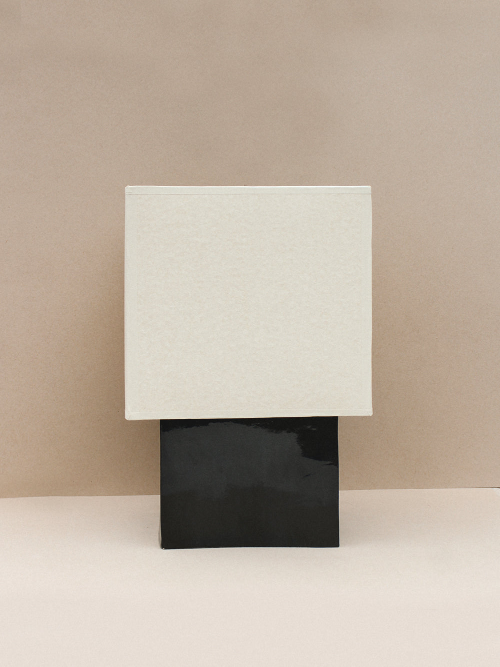 Barragan Lamp in Negro Table Lamps