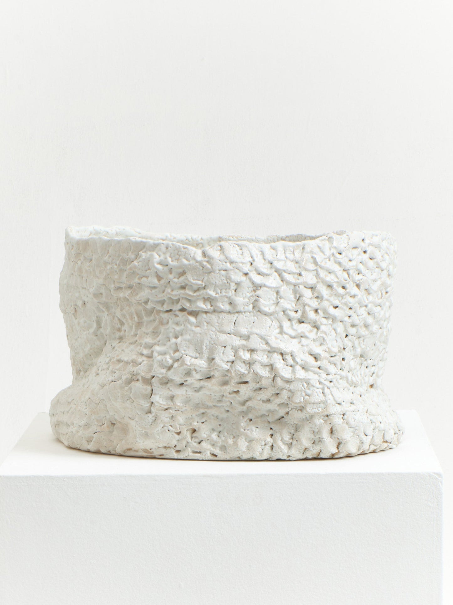 Casa Planter No 1 in White Planters