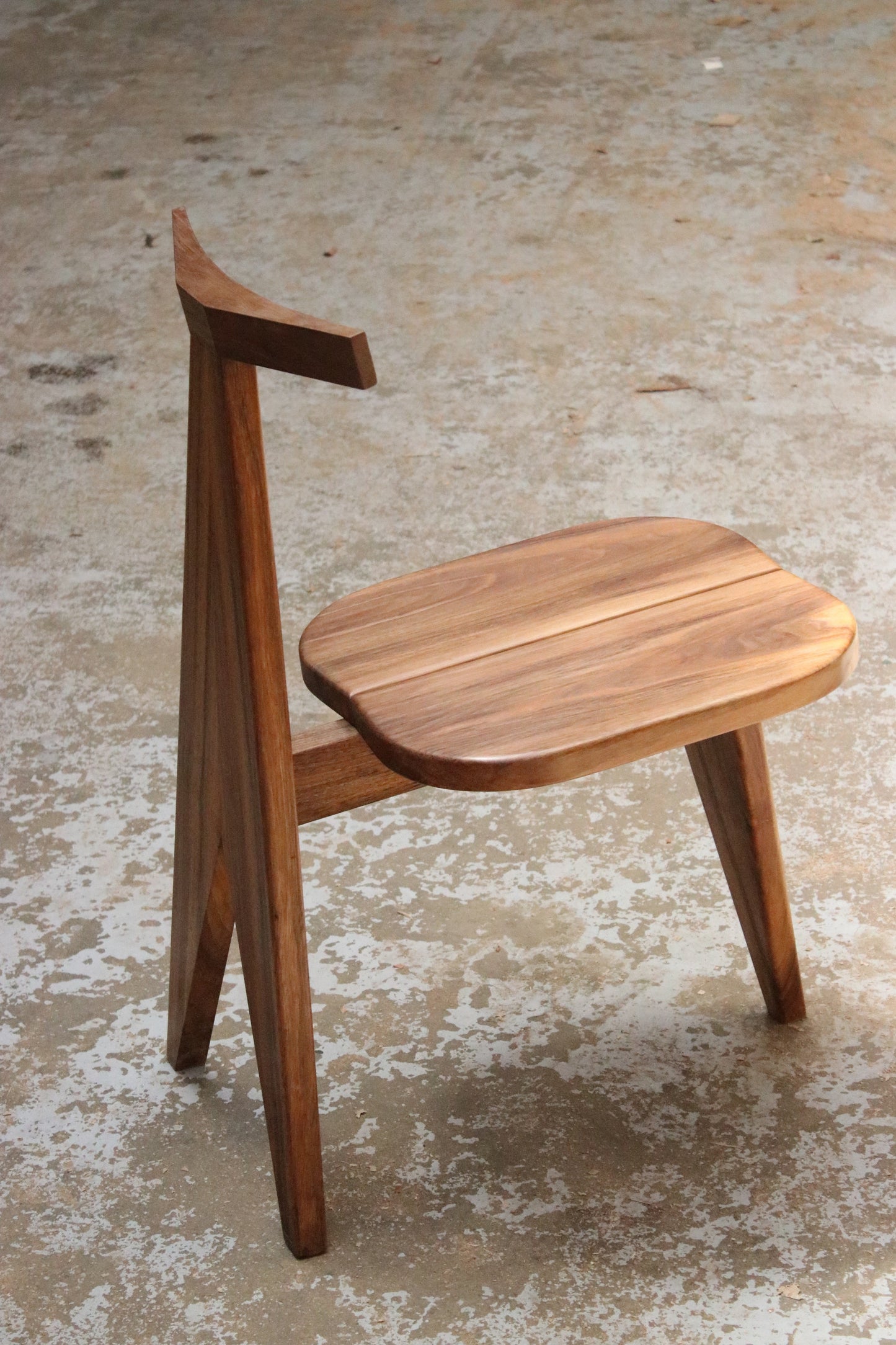 Elephante Chair Chairs