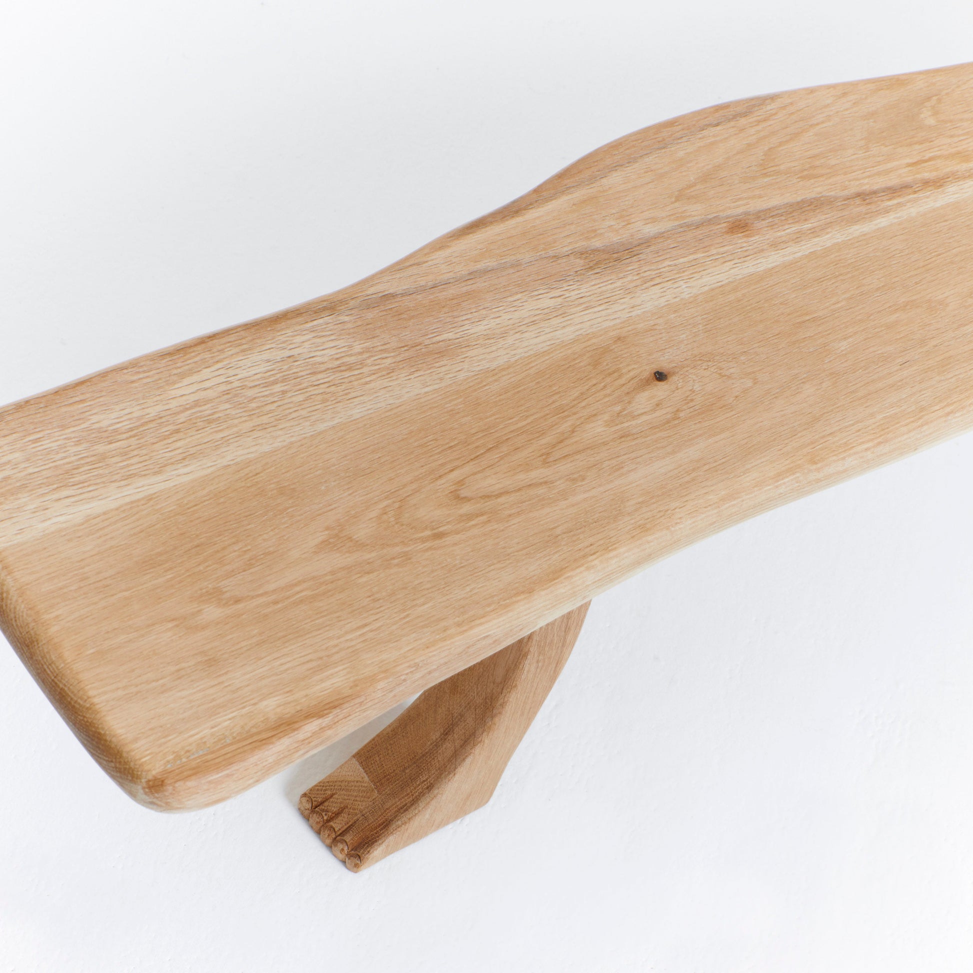 Foot Bench in Oak Benches
