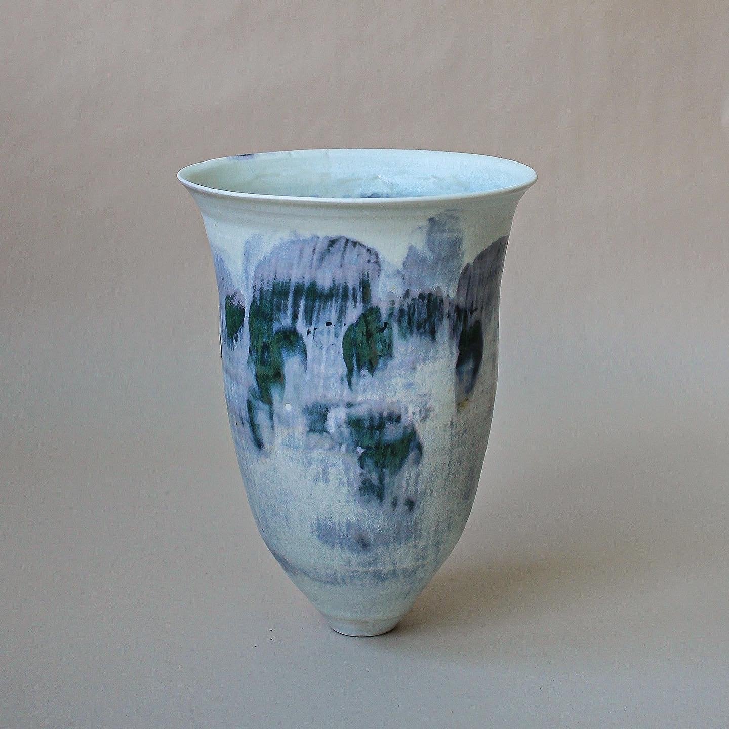 Hoa Mai Vase A Vases