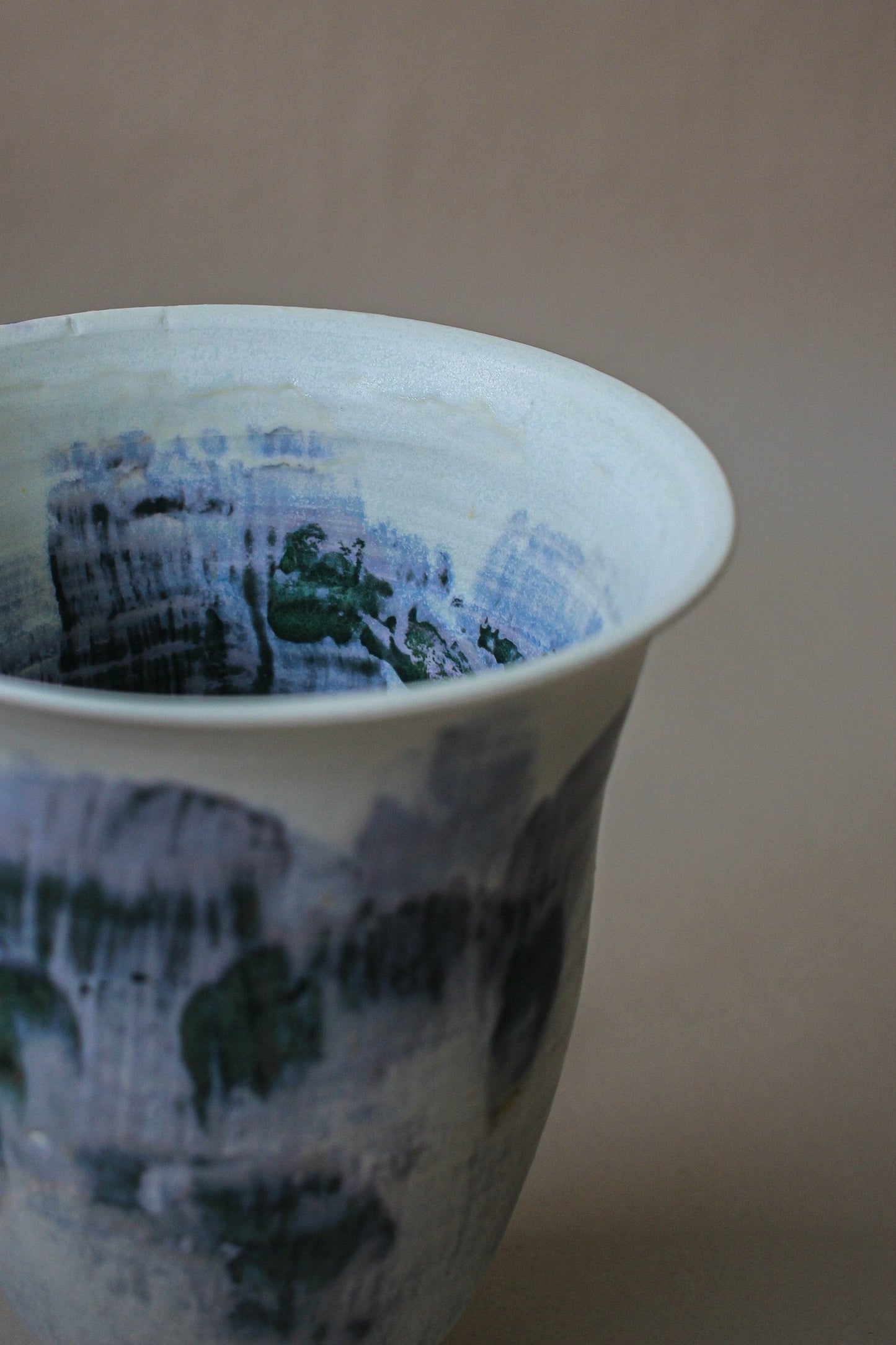 Hoa Mai Vase A Vases