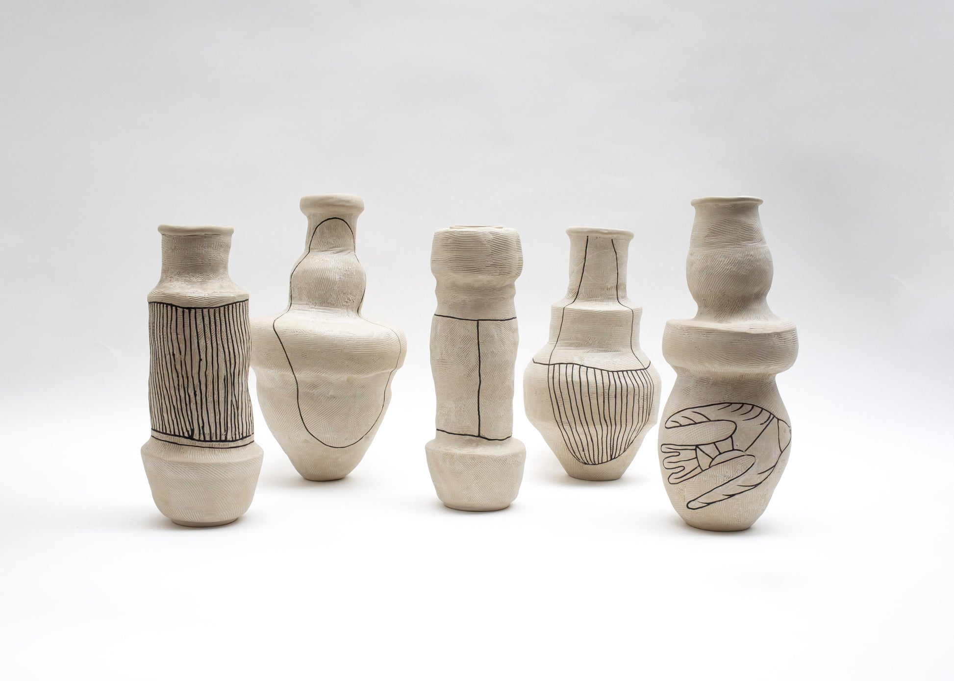 Kuro No. 4 by Egle Simkus Vases