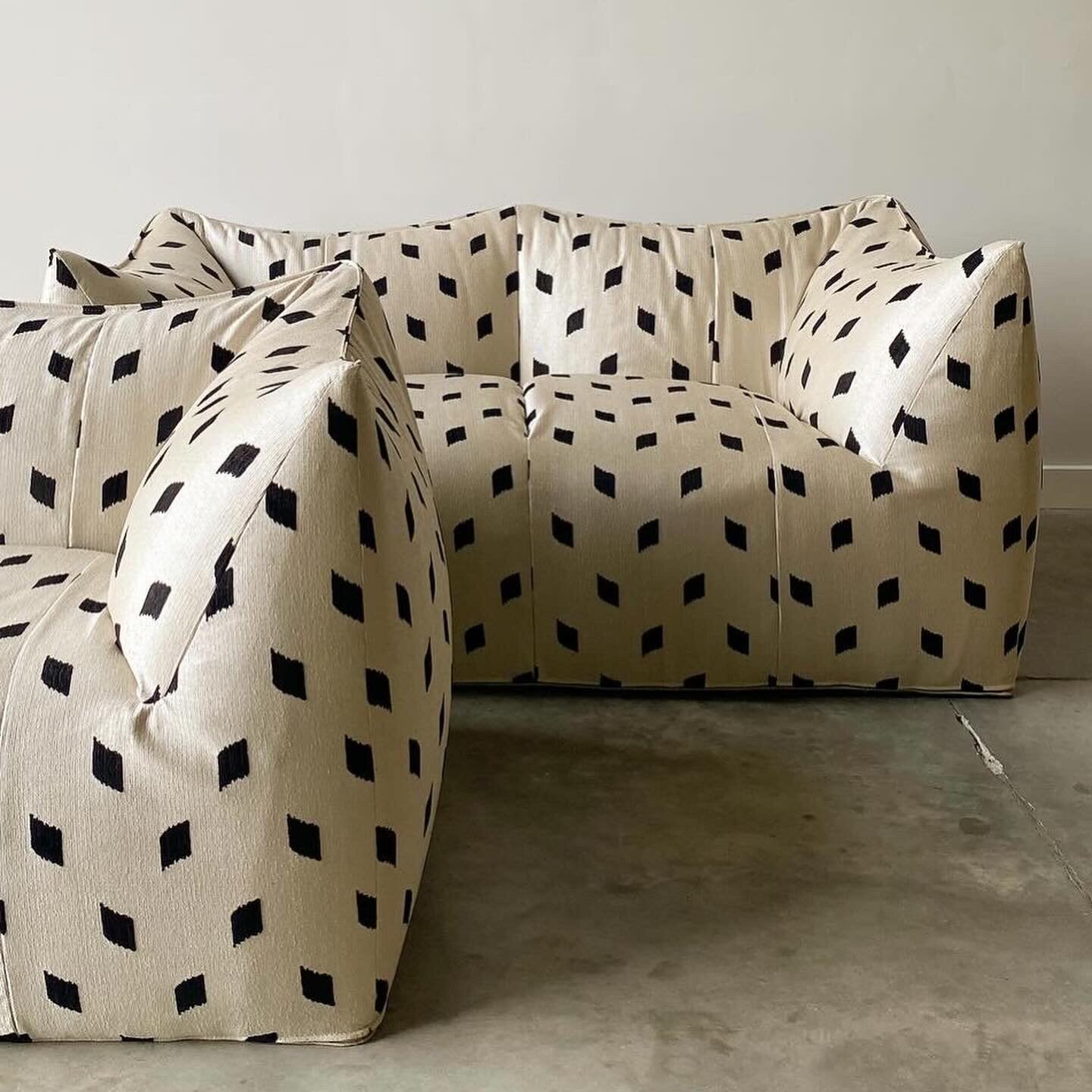 Le Bambole Sofa by Mario Bellini Sofas