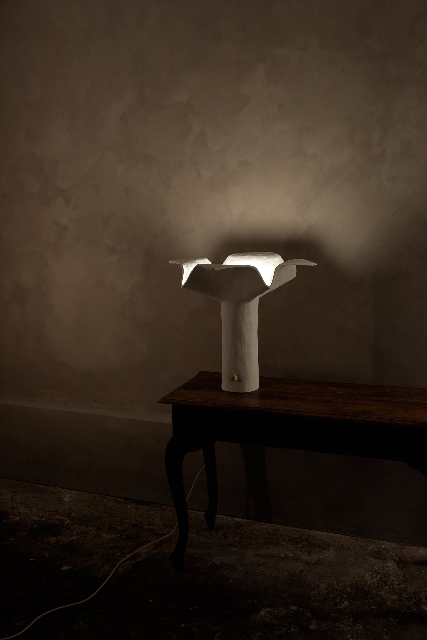 Le Fleur Table Lamp by Studio Tristan Kallas Table Lamps