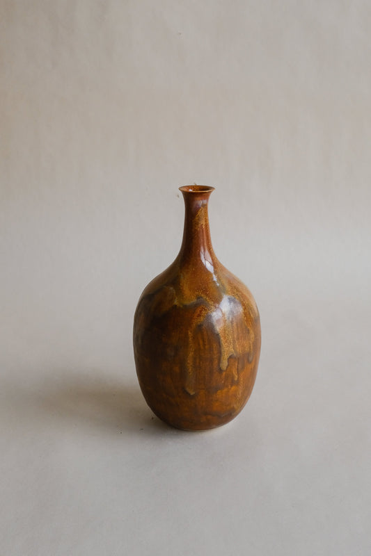 Nhan Bud Vase E Vases