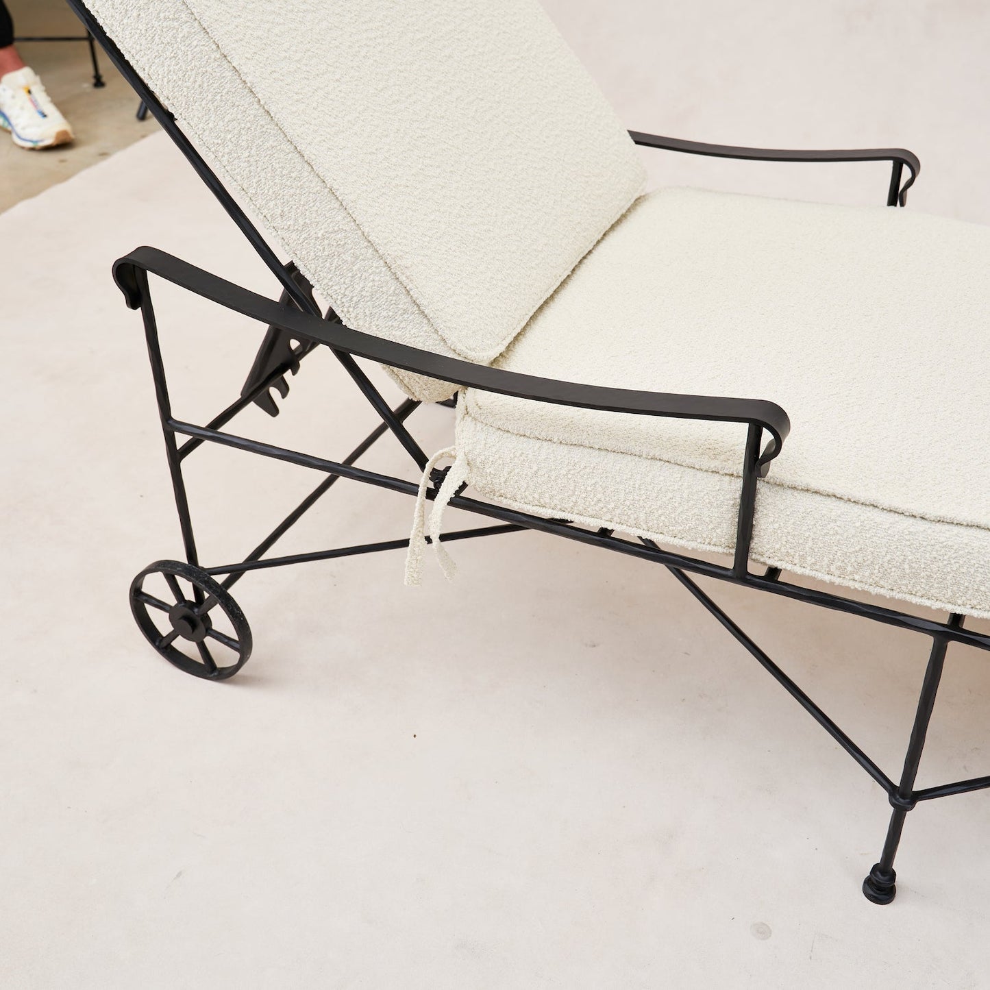 Provence Outdoor Chaise Lounge Outdoor Chaise Lounge Chairs