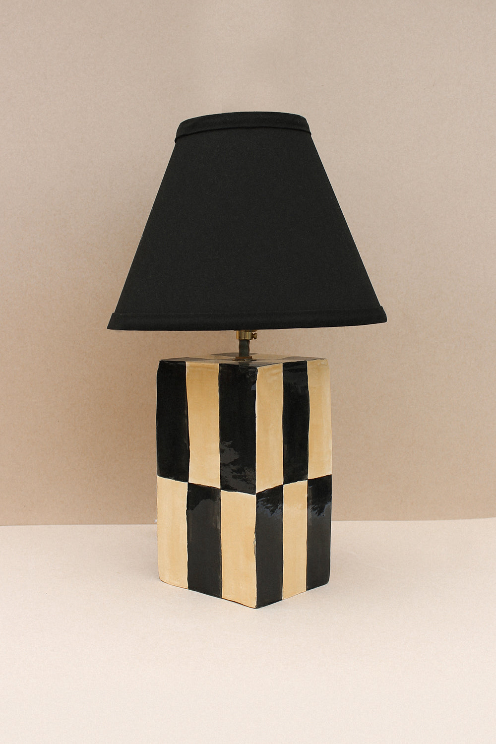Socorro Lamp in Sissal/Negro Table Lamps