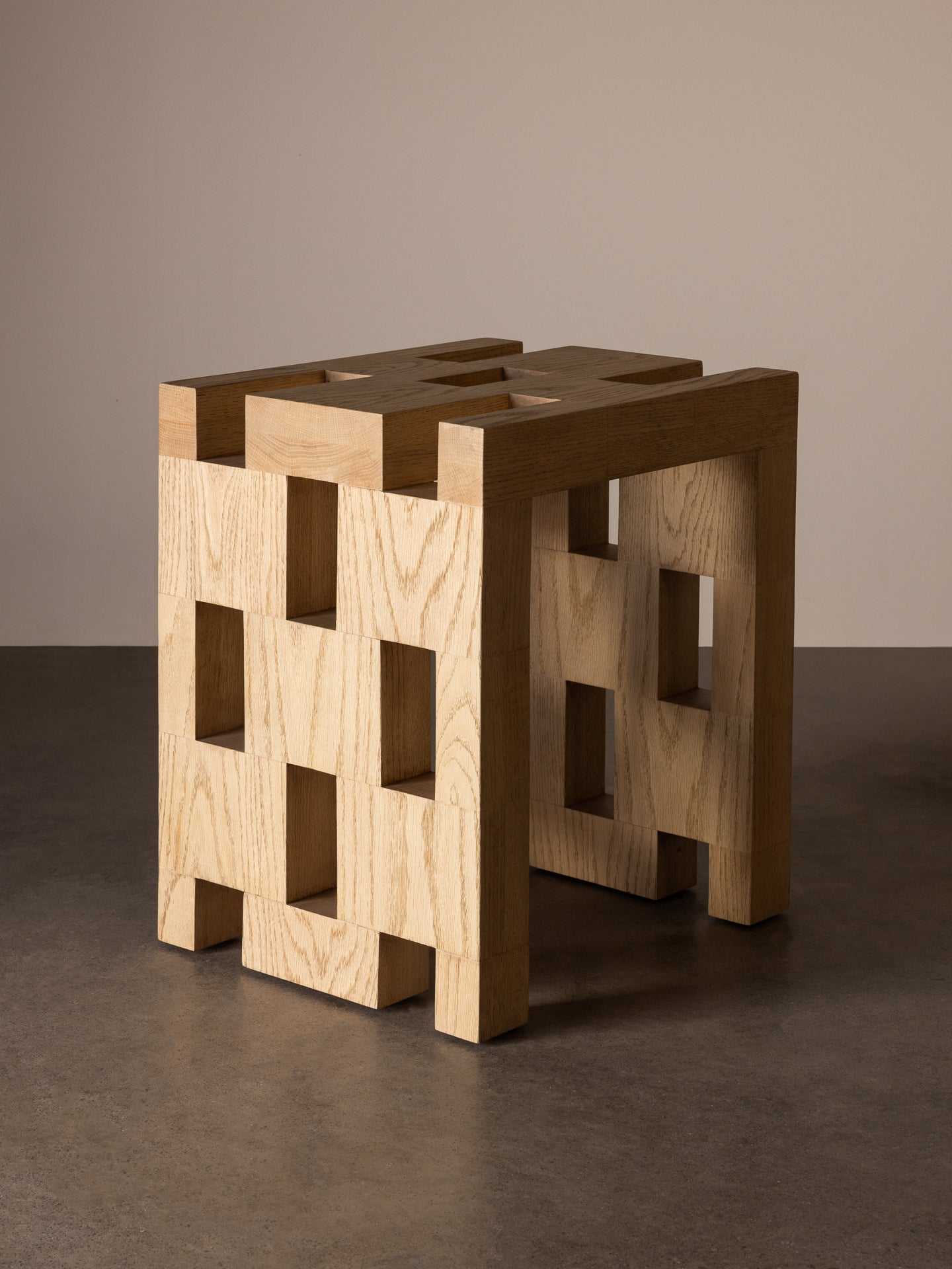Vivi Side Table in Oak End Tables