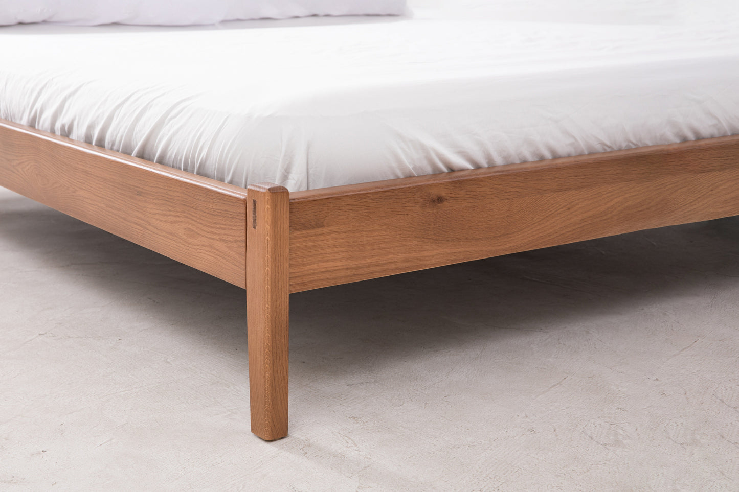 Plume King Bed in Sienna Beds