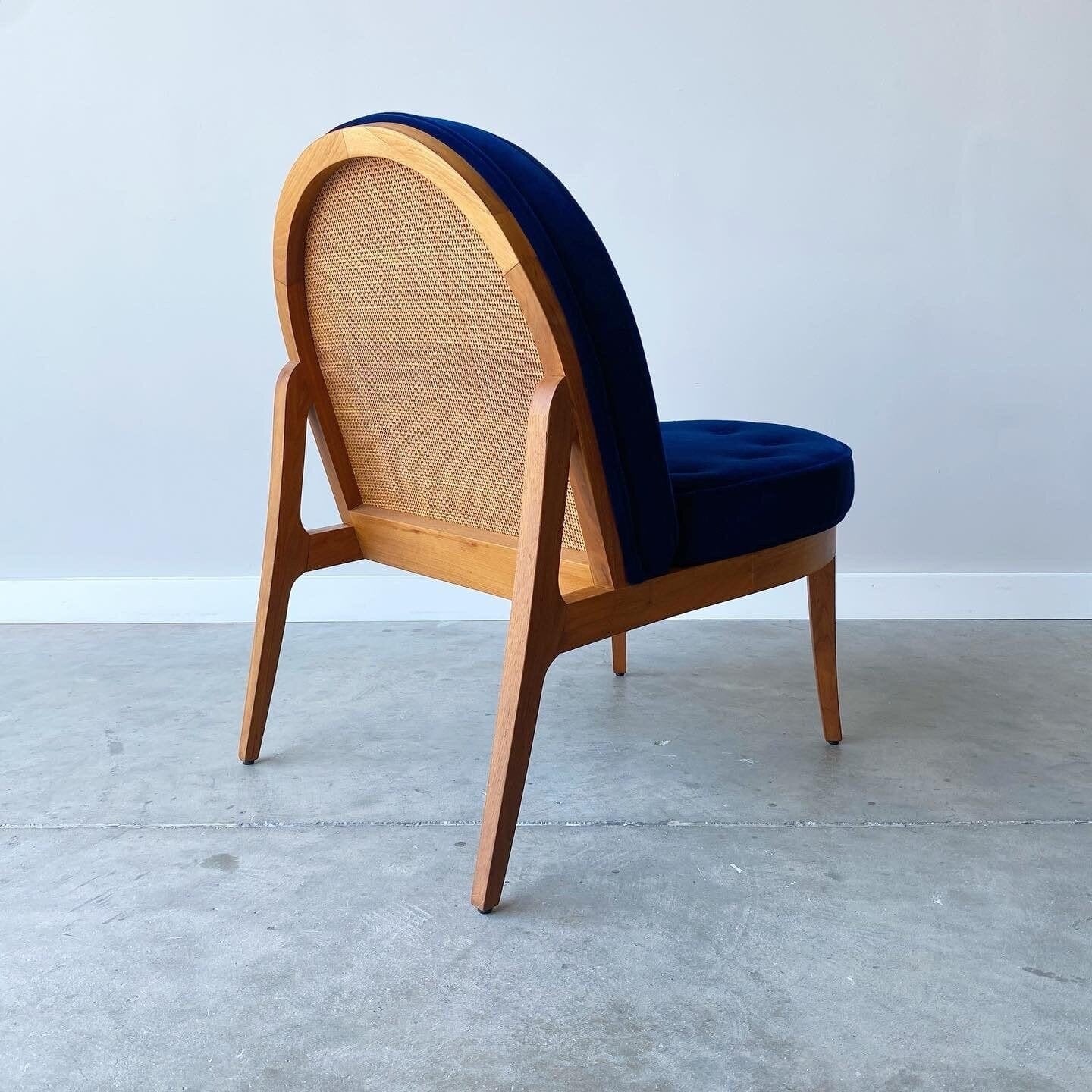 Vintage Sculpted Slipper Chairs Chairs