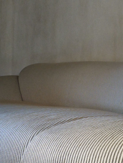Gianfranco Frattini "Sesann" seating, detail of the rolled arm and ribbed wool