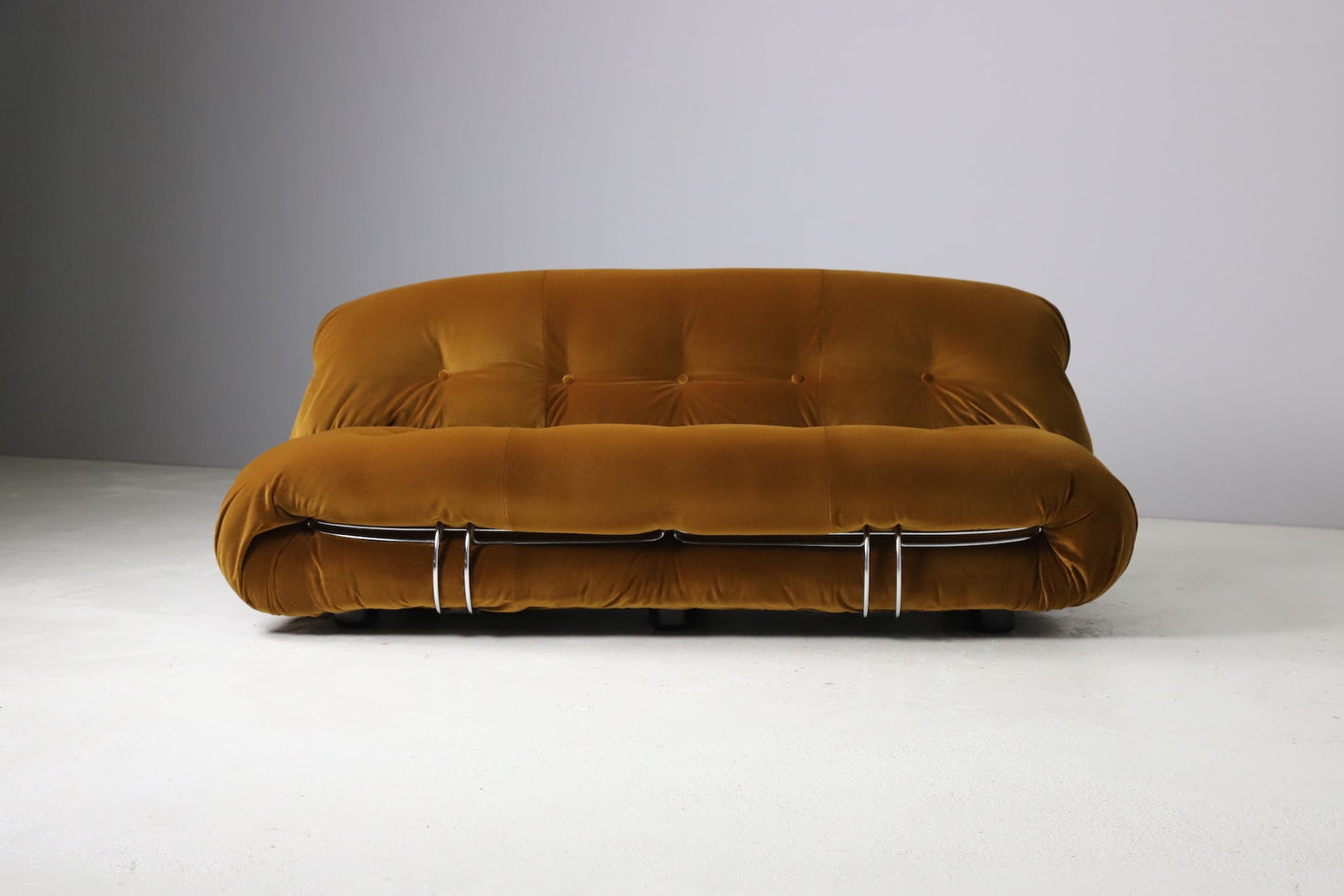 Afra & Tobia Scarpa 'Soriana' Sofas - Luxurious Italian Sofa Pair Sofas