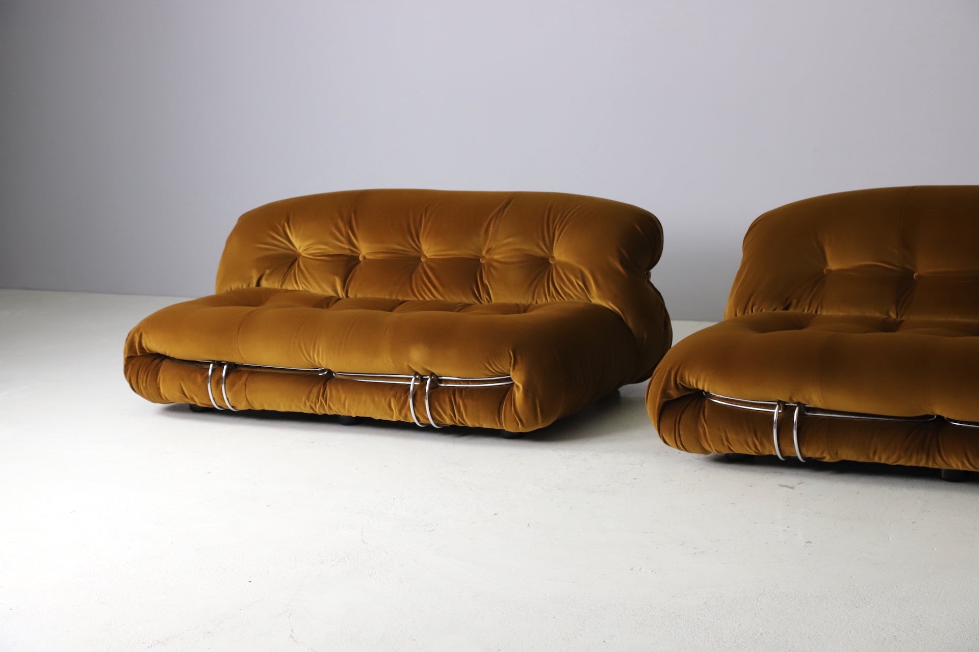 Afra & Tobia Scarpa 'Soriana' Sofas - Luxurious Italian Sofa Pair Sofas