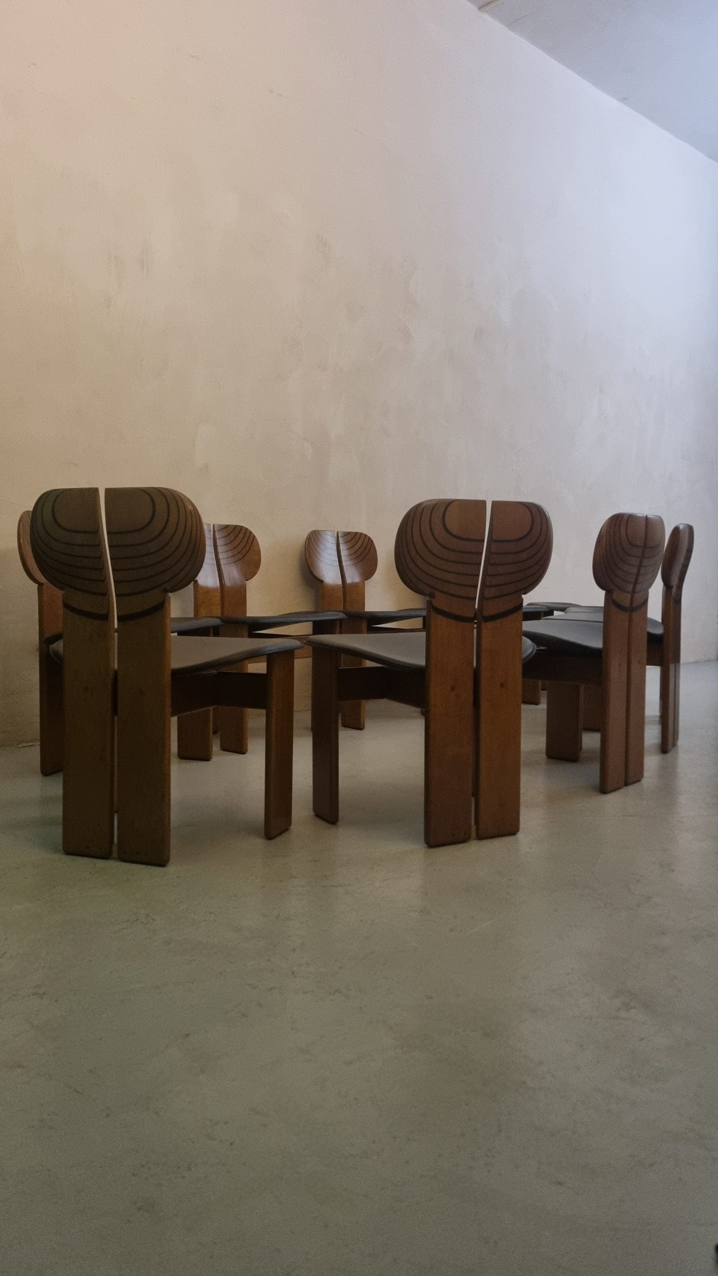 Africa Chair of The Artona Series Designed by Afra and Tobia Scarpa for Maxalto, 1980s Chairs