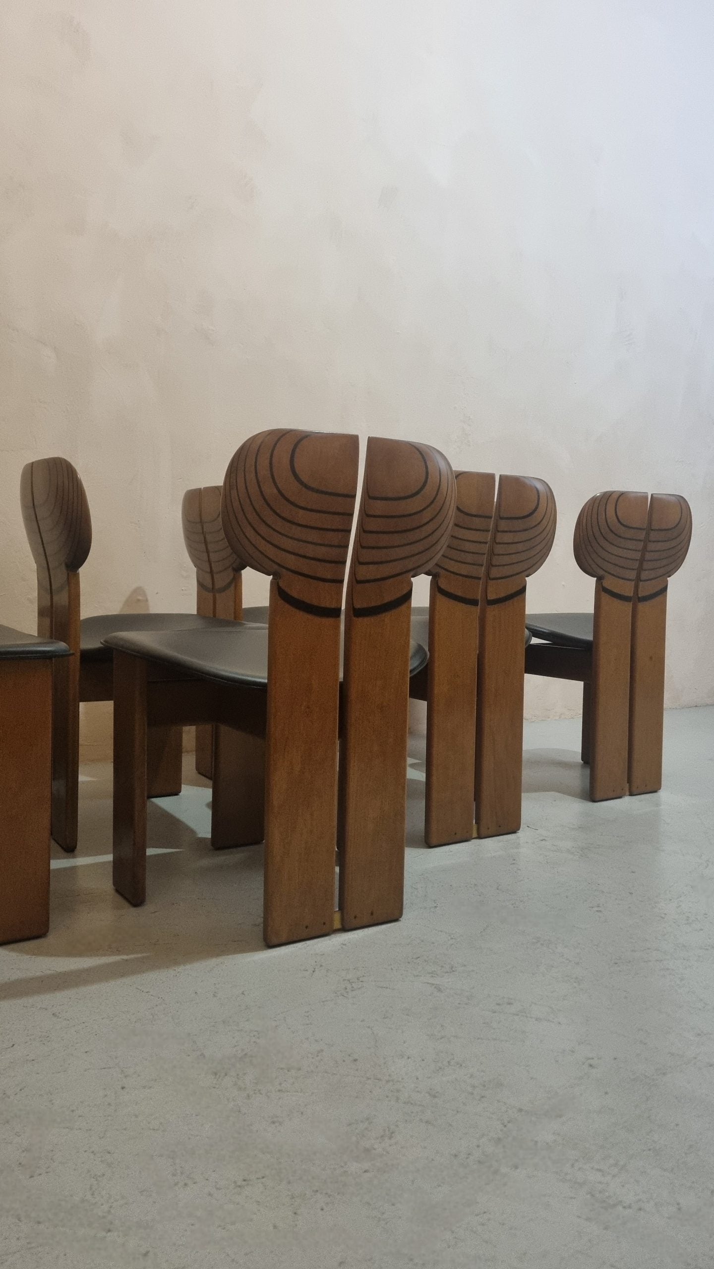 Africa Chair of The Artona Series Designed by Afra and Tobia Scarpa for Maxalto, 1980s Chairs