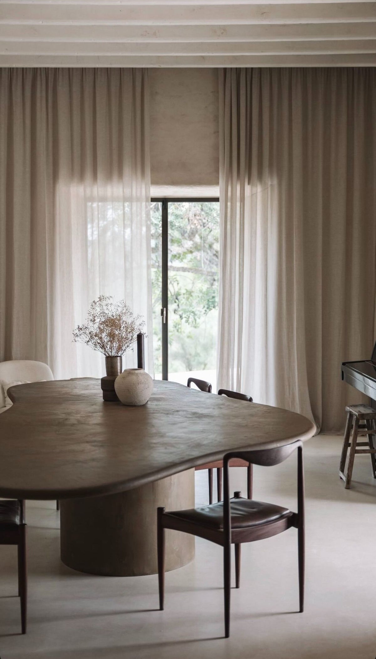 Aimi Dining Table Dining Tables
