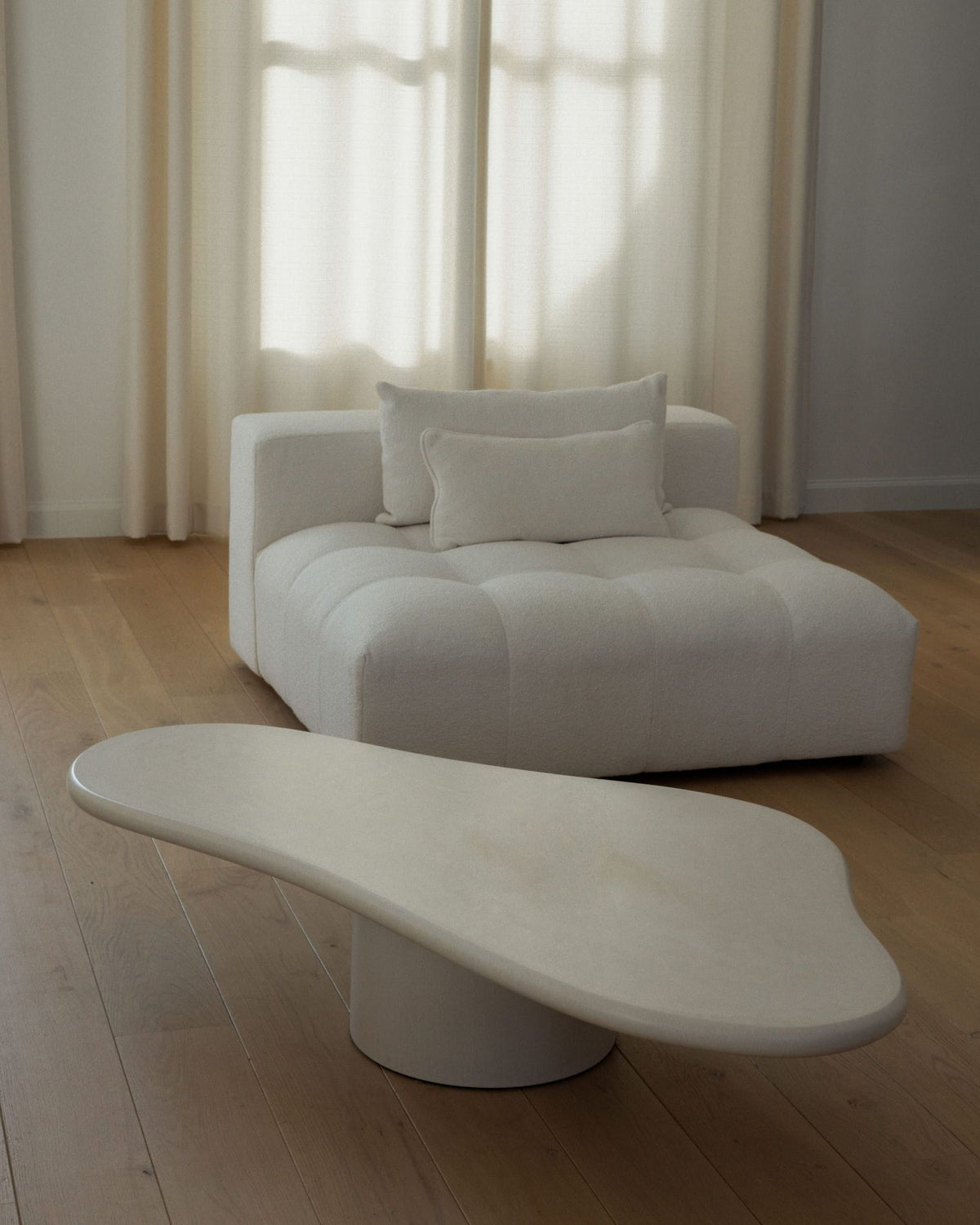 Akemi Table Coffee Tables