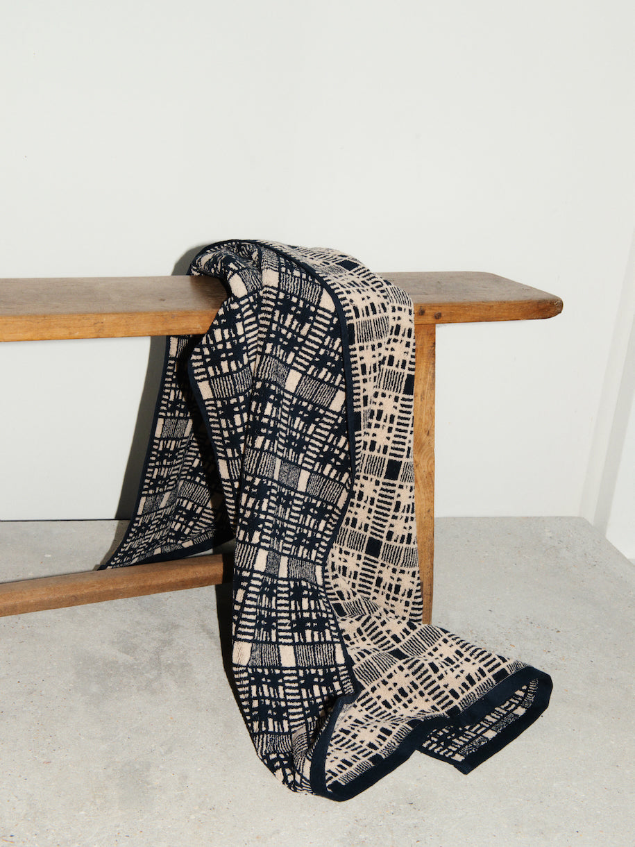 Alma Bath Towel Bath