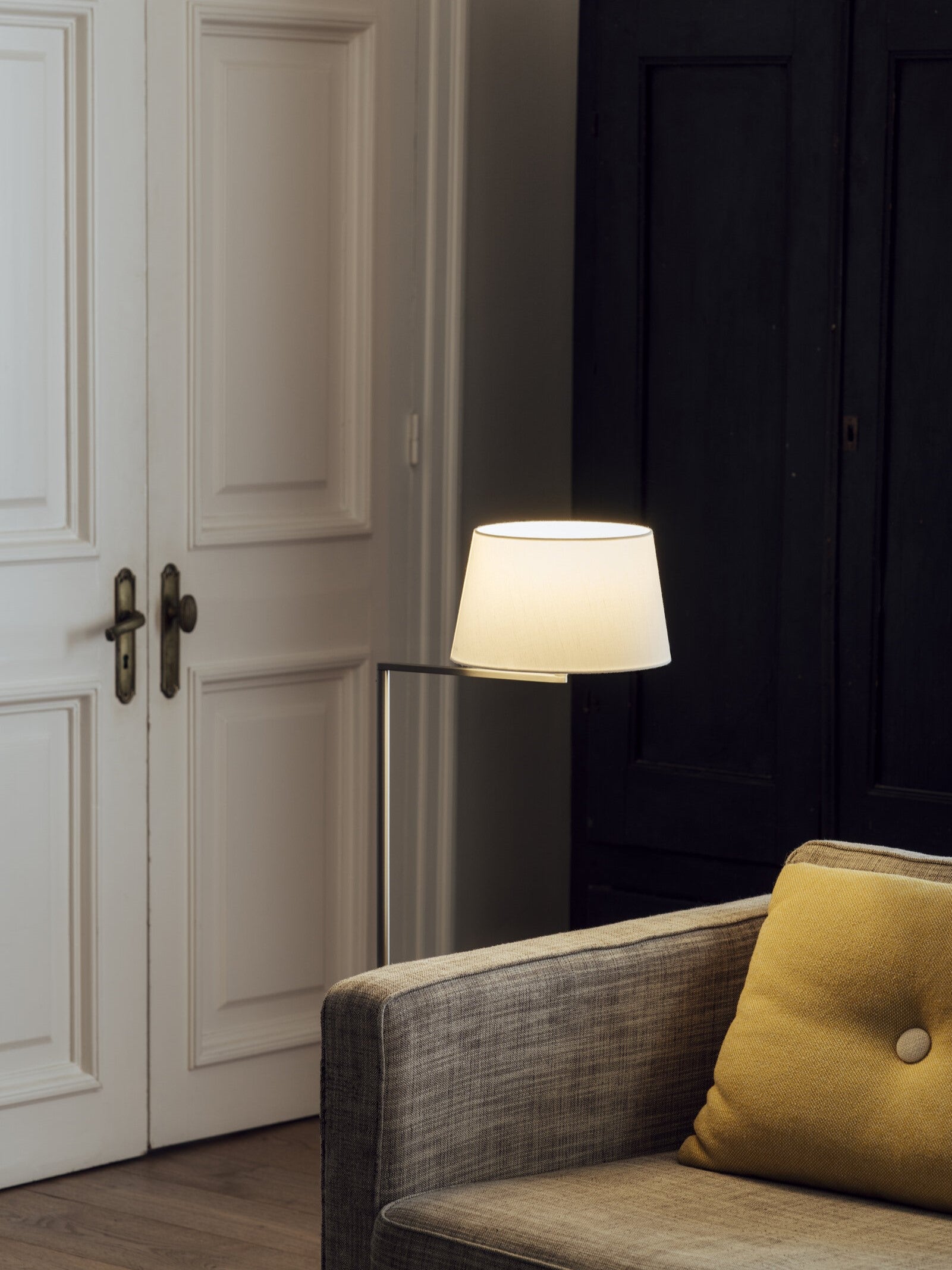 Americana Floor Lamp Floor Lamps