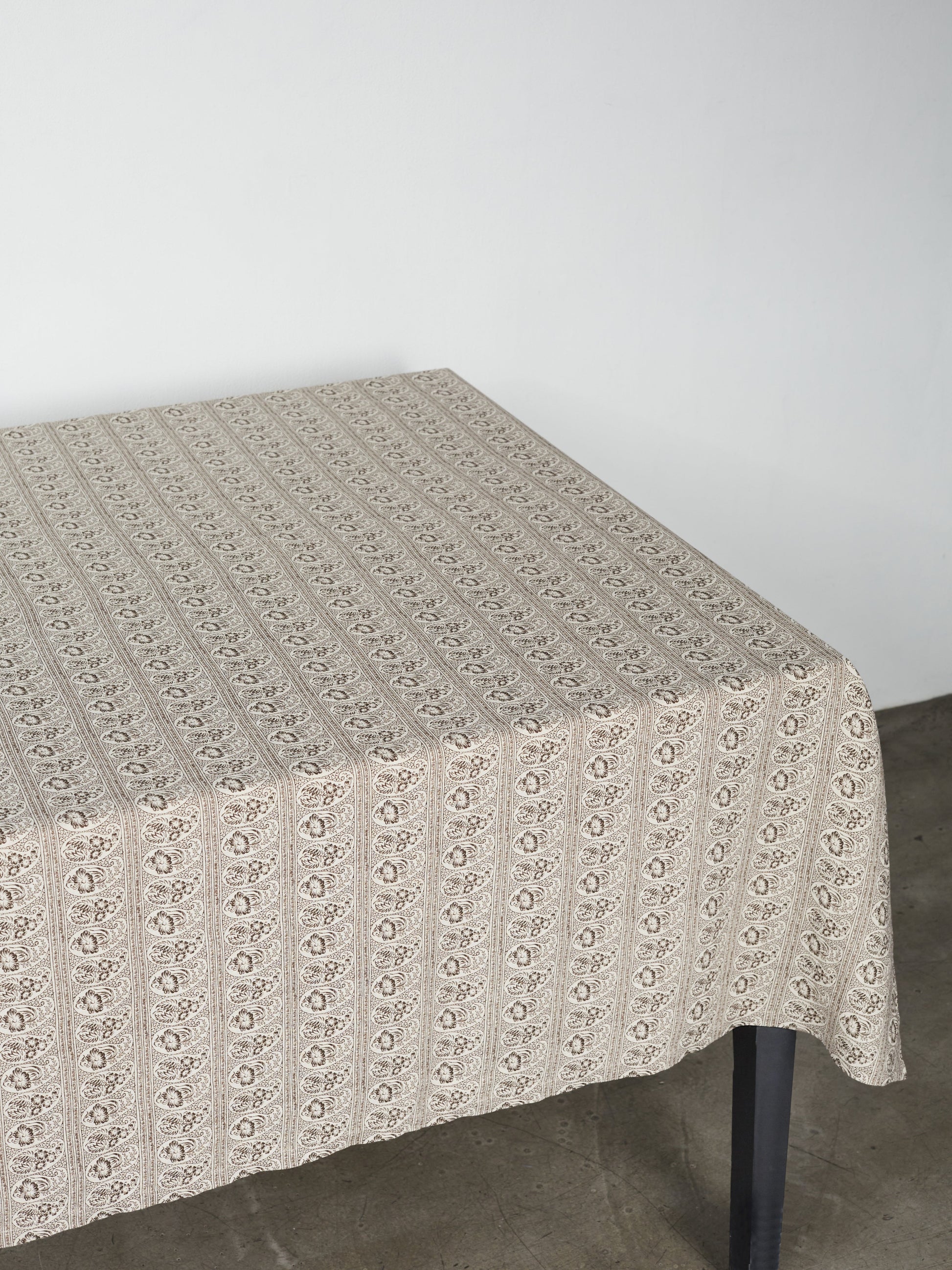 Anna Rectangular Table Cloth Tablecloth
