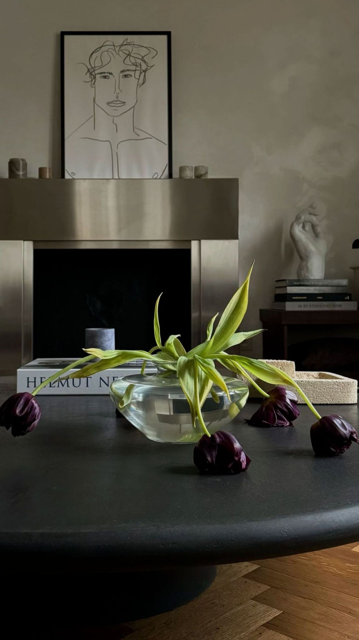 Arata Coffee Table Coffee Tables