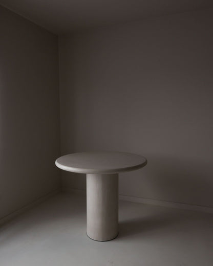 Arata Table Dining Tables