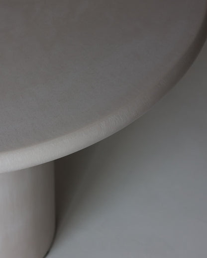 Arata Table Dining Tables