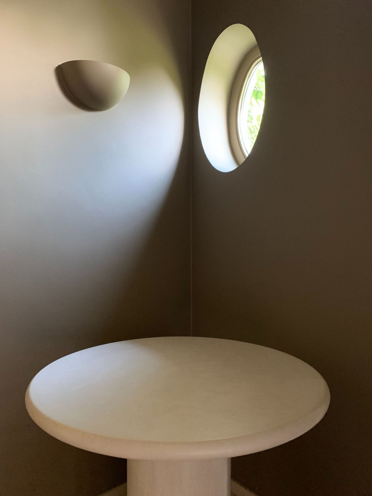 Arata Table Dining Tables