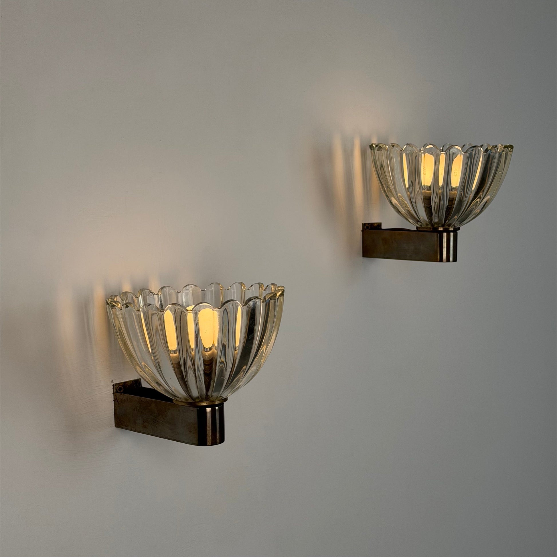 Pair of Murano Crystal Sconces with Suspended Gold Leaf Particles by E. Barovier Sconces