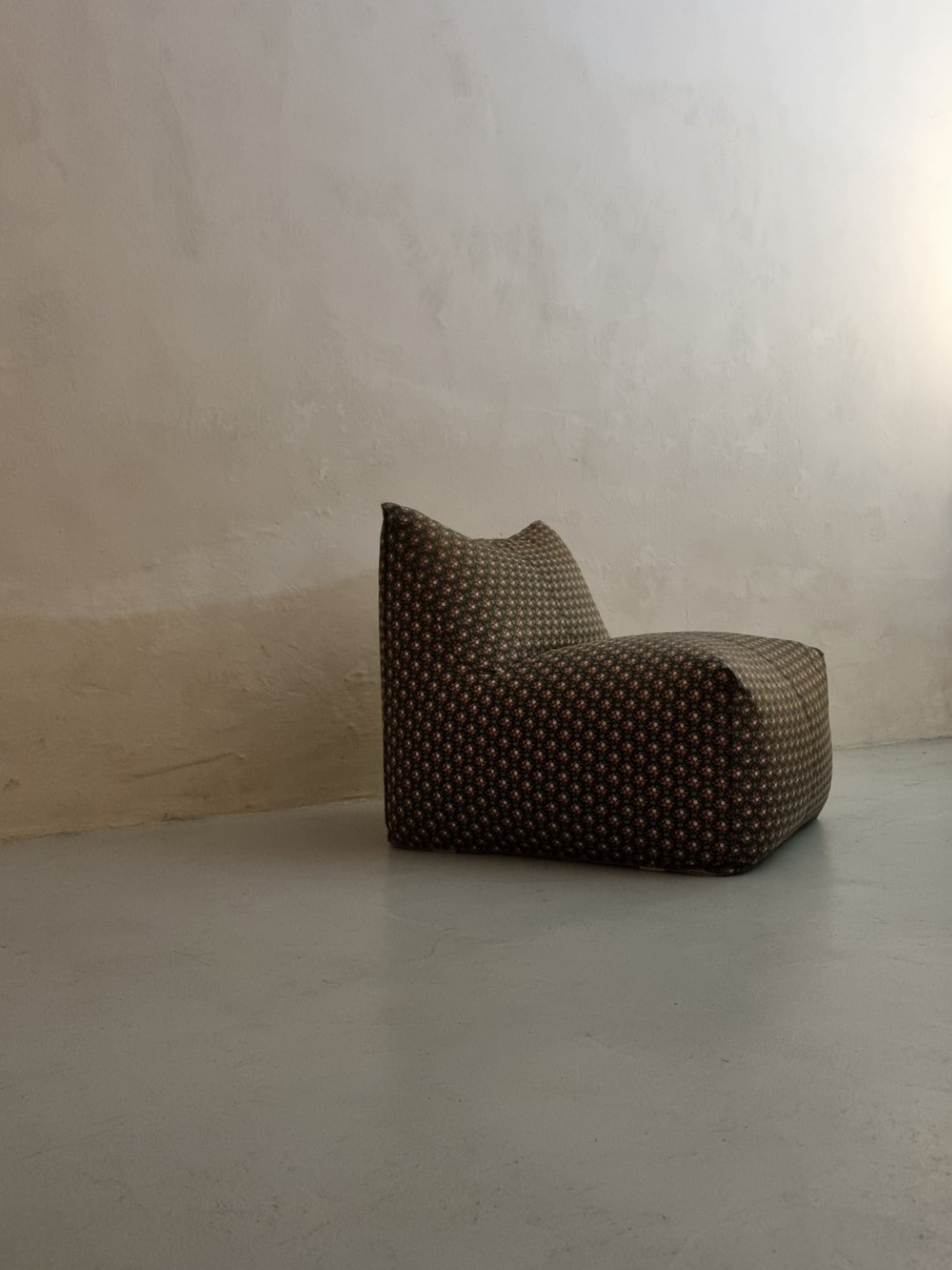 Le Bambole Armchair Designed by Mario Bellini for B&B Italia, 1972 Chairs