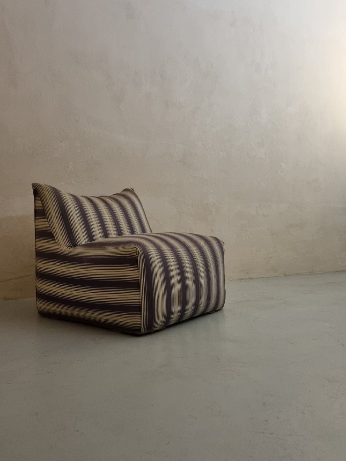 Le Bambole Armchair Designed by Mario Bellini for C&B Italia, 1970s Chairs
