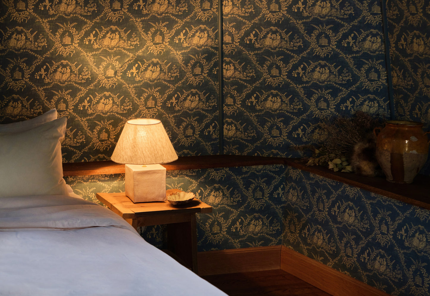 Arouca Table Light Table Lamps