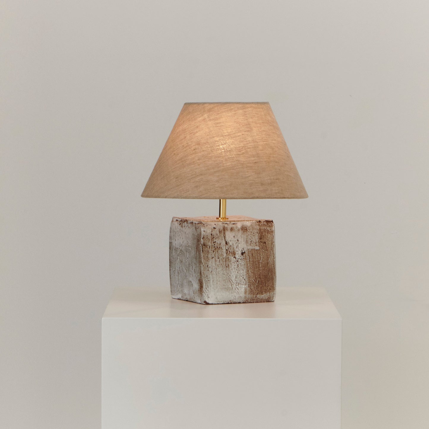 Arouca Table Light No.4 in Textured White Table Lamps