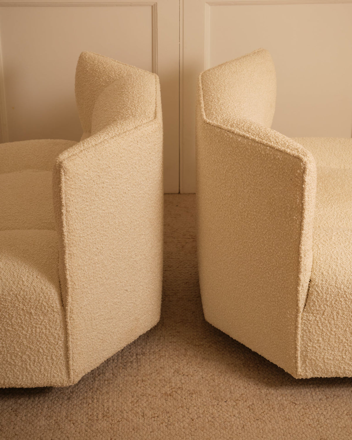 B.Govin Armchairs Chairs Details
