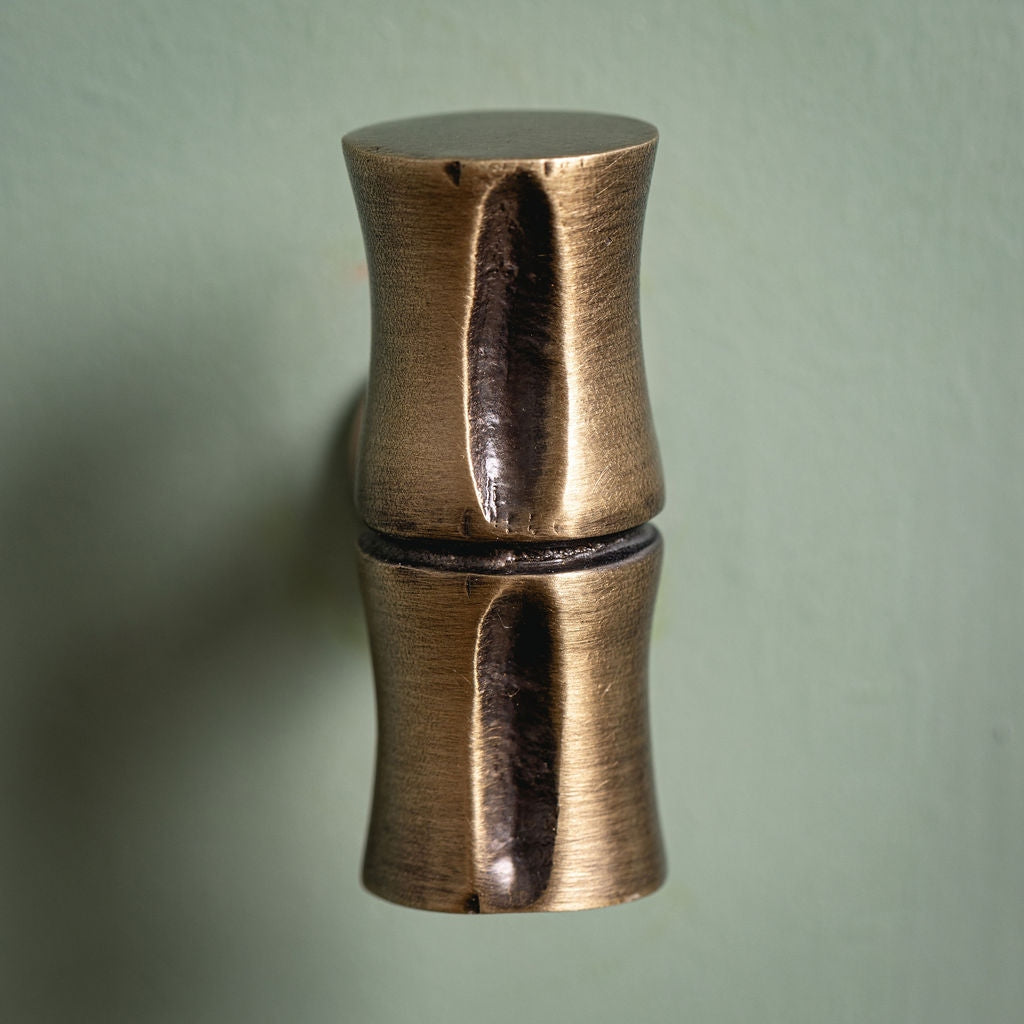 Bamboo T-Bar Knob, Aged Brass Hardware