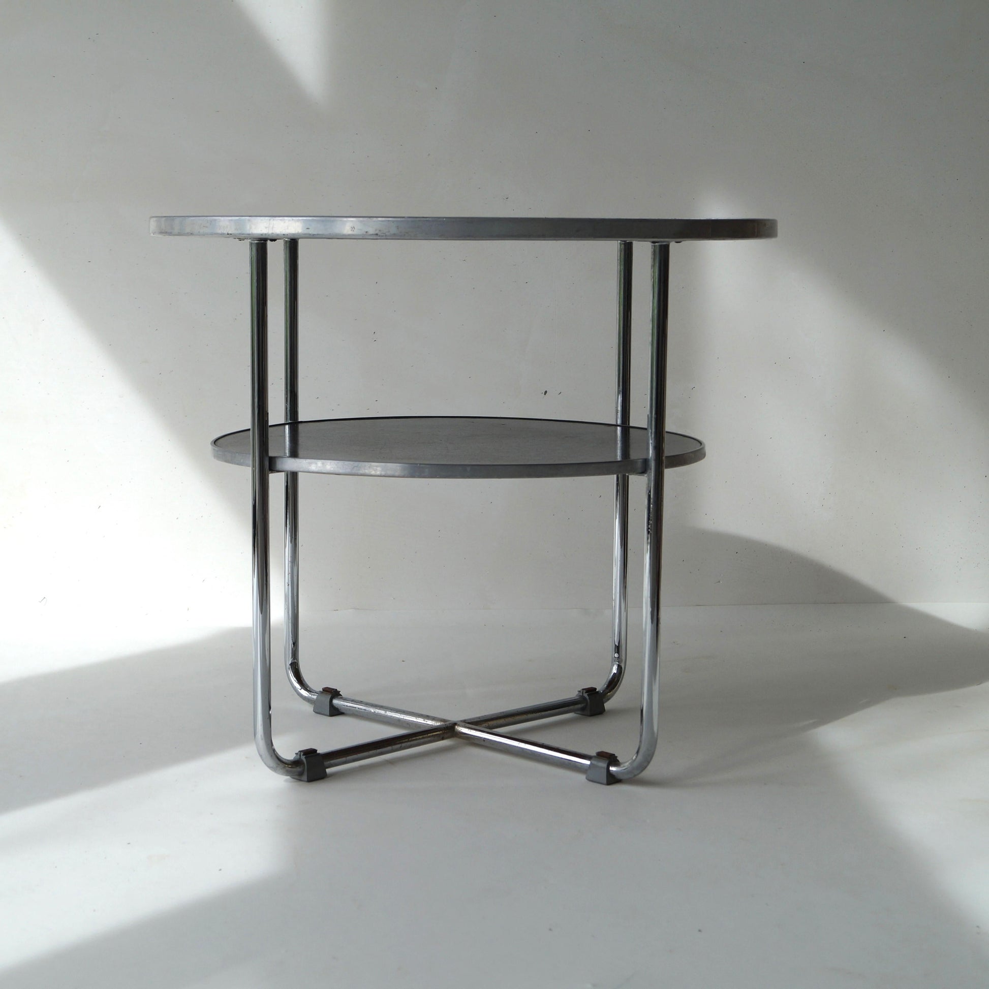 Bauhaus Two-Tiered Coffee Table Model 503, W.H.Gispen, 1930s Coffee Tables